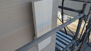 �����s�̓��[�]�Ńf�U�C���A���e�i���t���H��